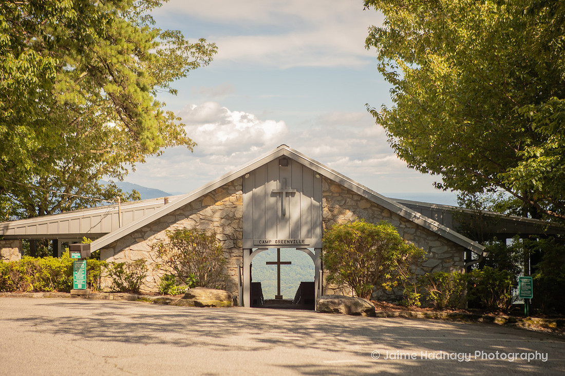 Pretty Place Fred W. Symmes Chapel | Asheville Wedding Photographer
