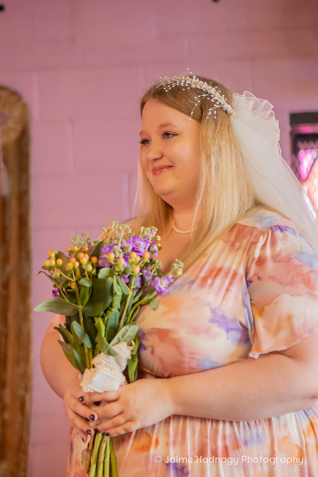 Artistic Wedding At Fleetwoods Rock N ROll Chapel | Asheville Elopement Photographer