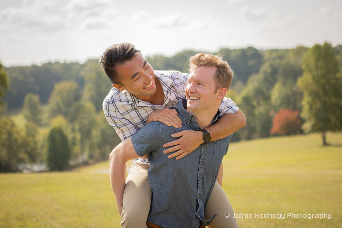 Outdoor Extended Family Portrait | Asheville Photographer