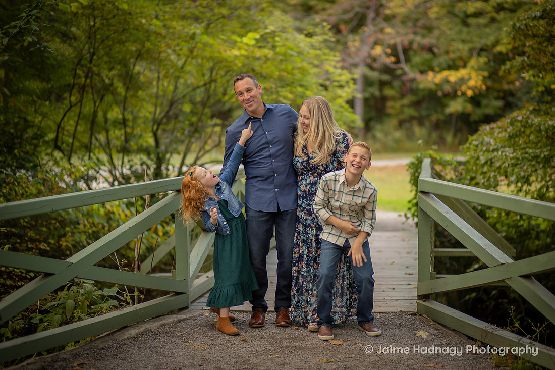 Extended Family Photos at Botanical Gardens in Asheville