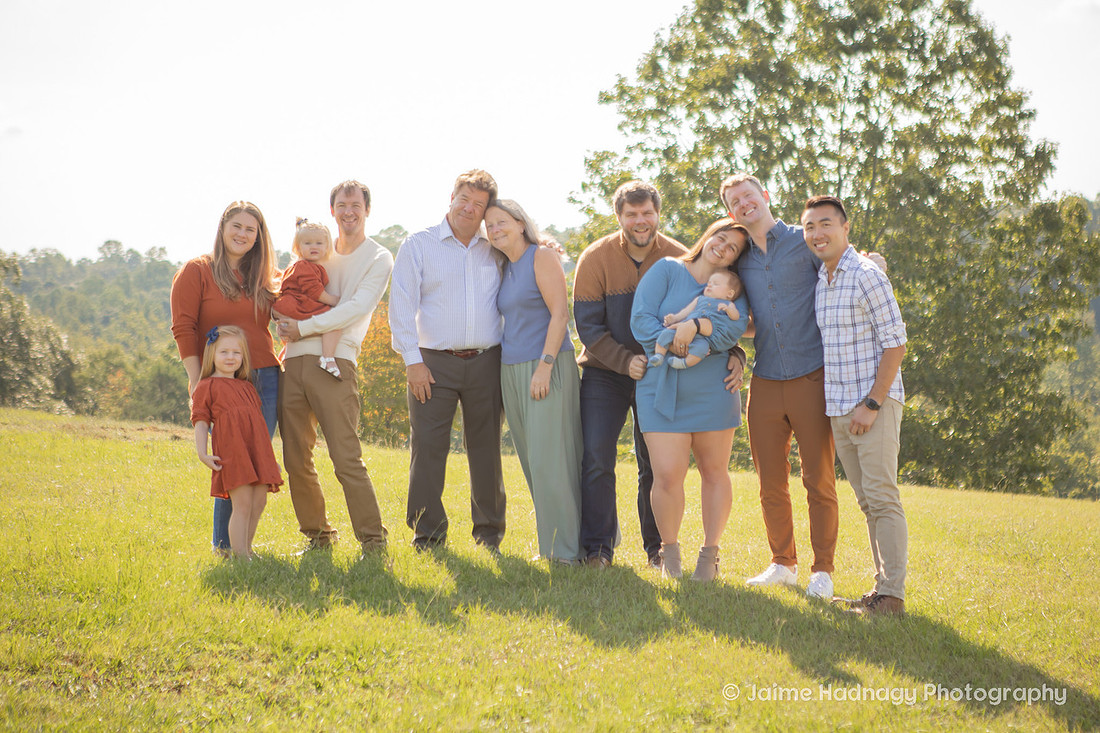 Outdoor Extended Family Portrait | Asheville Photographer