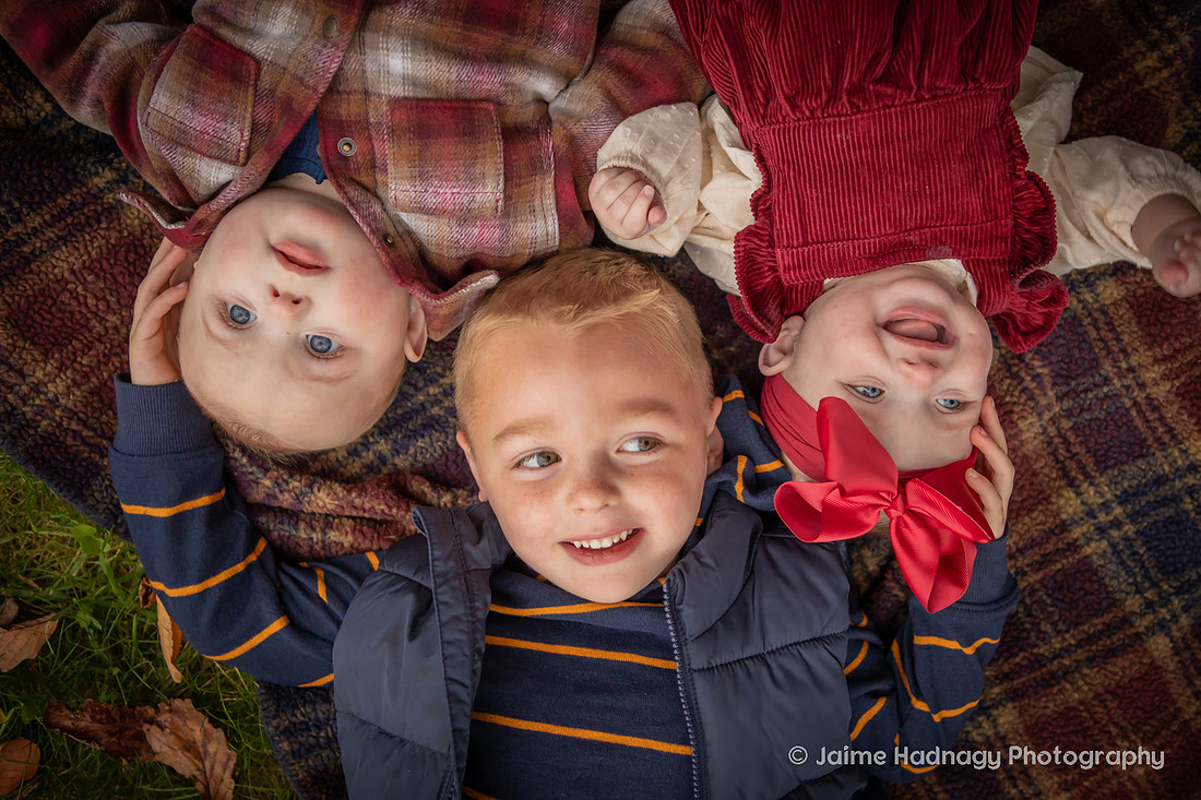 Family Photoshoot in the Mountains with Lots of Kids | Asheville Photographer