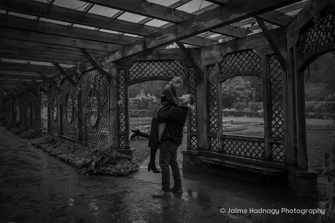 Engagement Session in the Rain | Asheville Photogrpaher