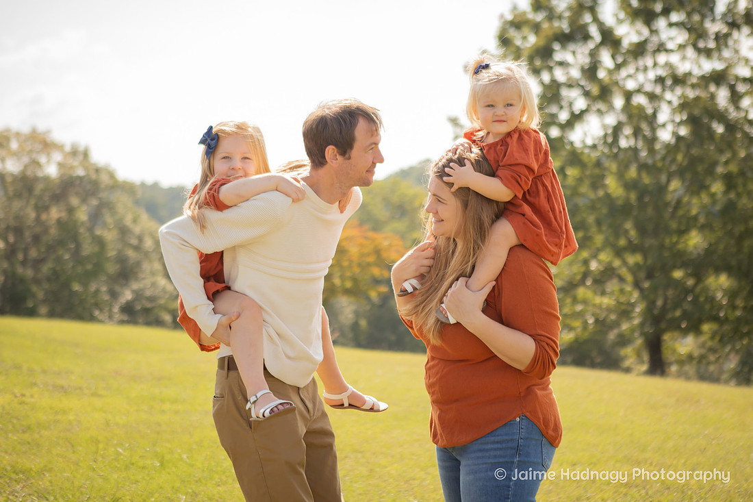 Outdoor Extended Family Portrait | Asheville Photographer