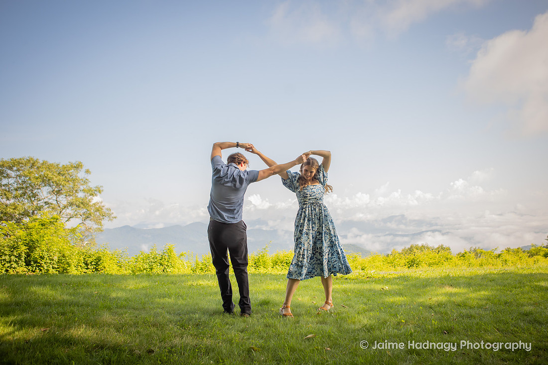 Asheville Engagement Photos in the Mountains | Blue Ridge Parkway | Photographer
