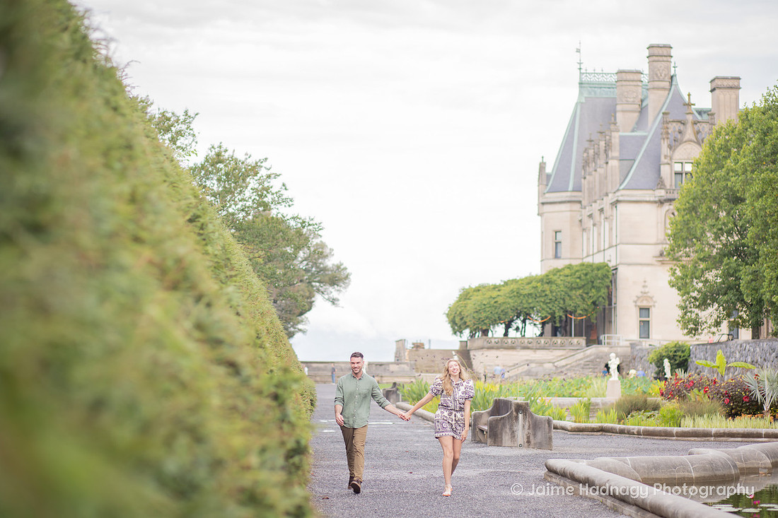 Engagement Photos in the Gardens at Biltmore Estate