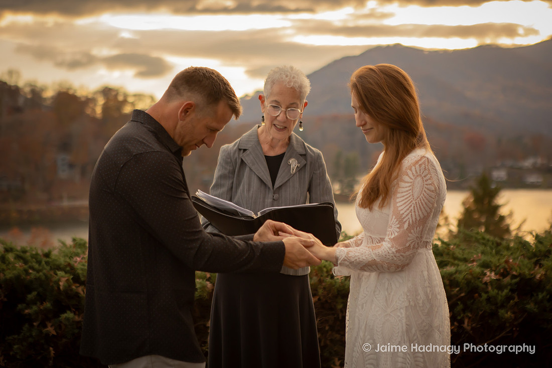 Micro Weddign at Lake Junaluska | Elopement Photography