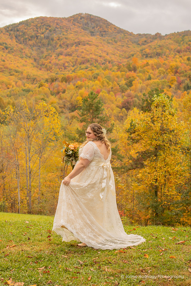 Engadine Inn & Cabins Small Mountain Wedding in Fall Western NC | Asheville Photographer