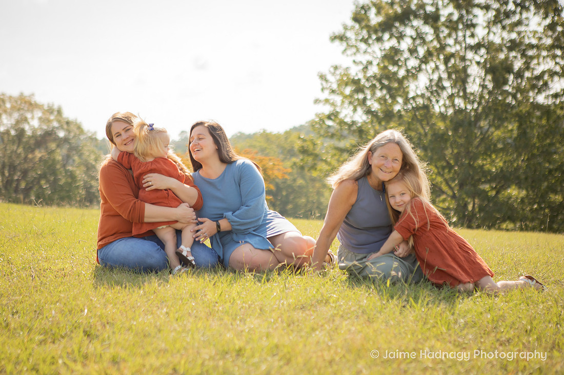 Outdoor Extended Family Portrait | Asheville Photographer