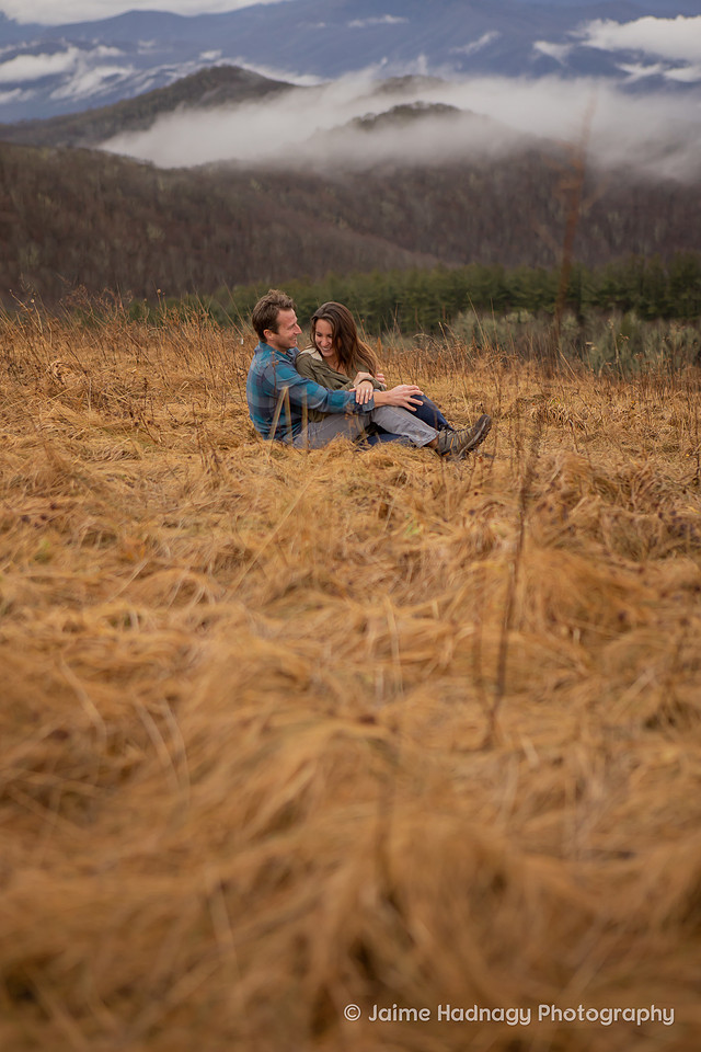 Couples Photos in the mountains | Asheville Photographer