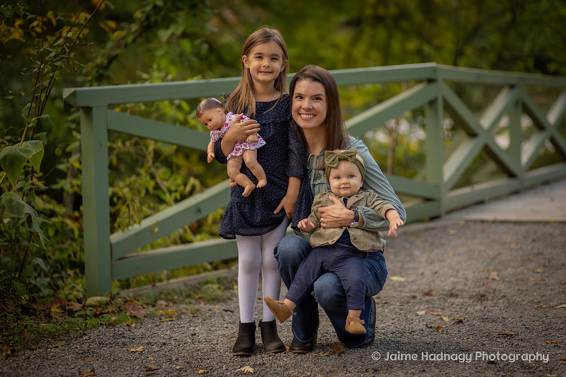Extended Family Photos at Botanical Gardens in Asheville