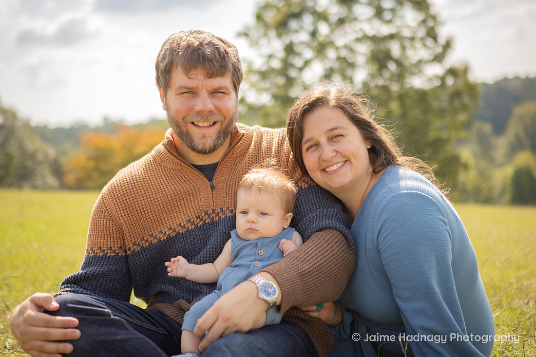 Outdoor Extended Family Portrait | Asheville Photographer