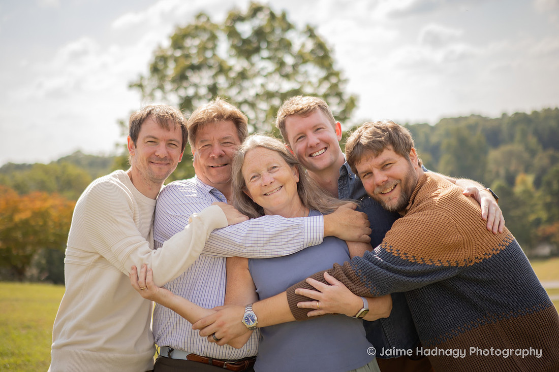 Outdoor Extended Family Portrait | Asheville Photographer