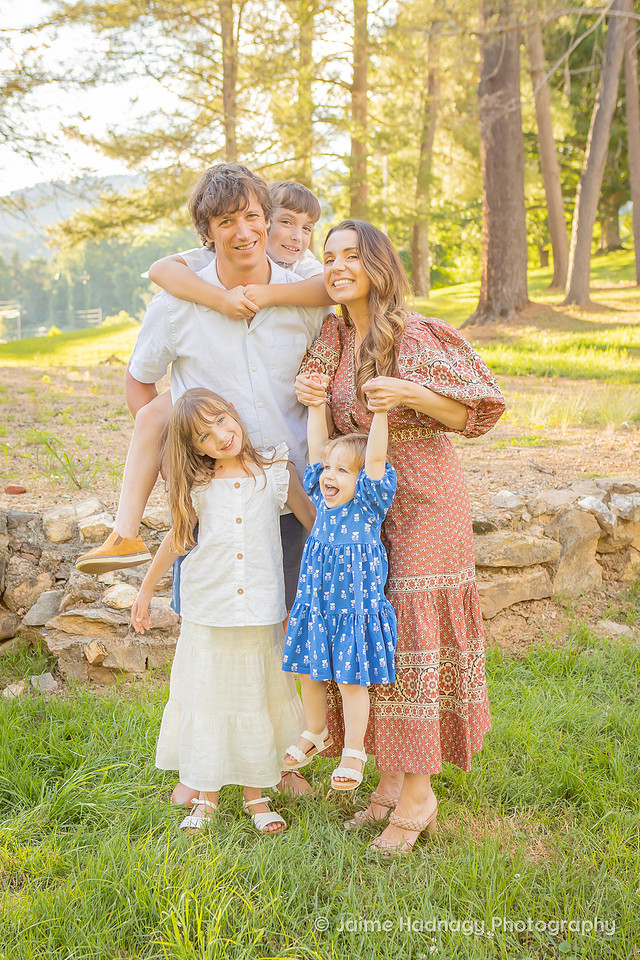 Outdoor Fall Family Photos | Asheville Photographer