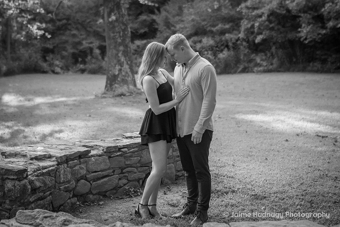 Asheville Engagement Photogrpaher | Botanical Gardens Couples Photos