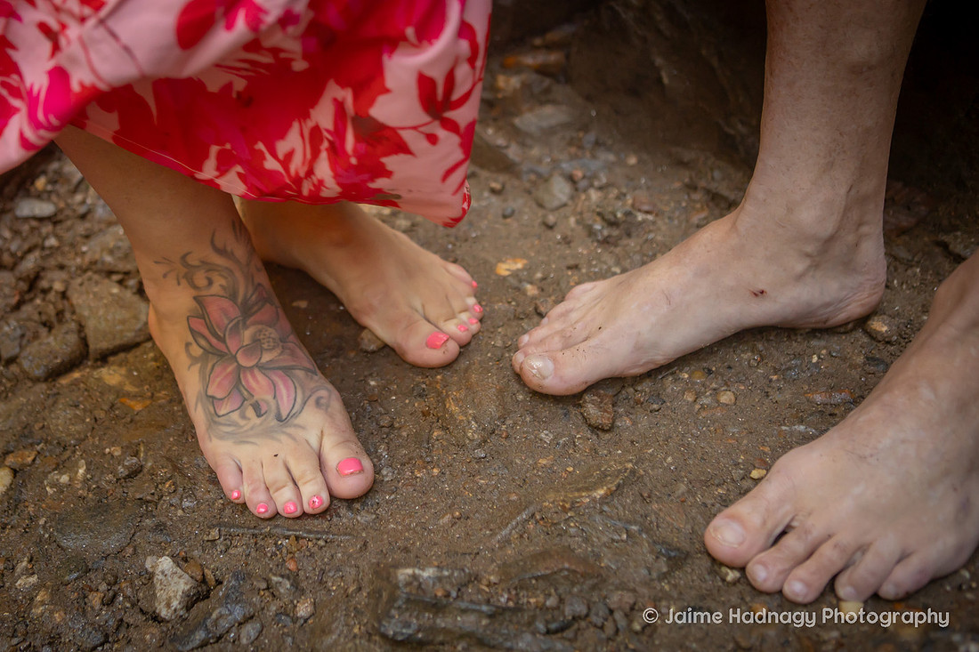 Couples Photos at Looking Glass Falls | red Wedding Dress