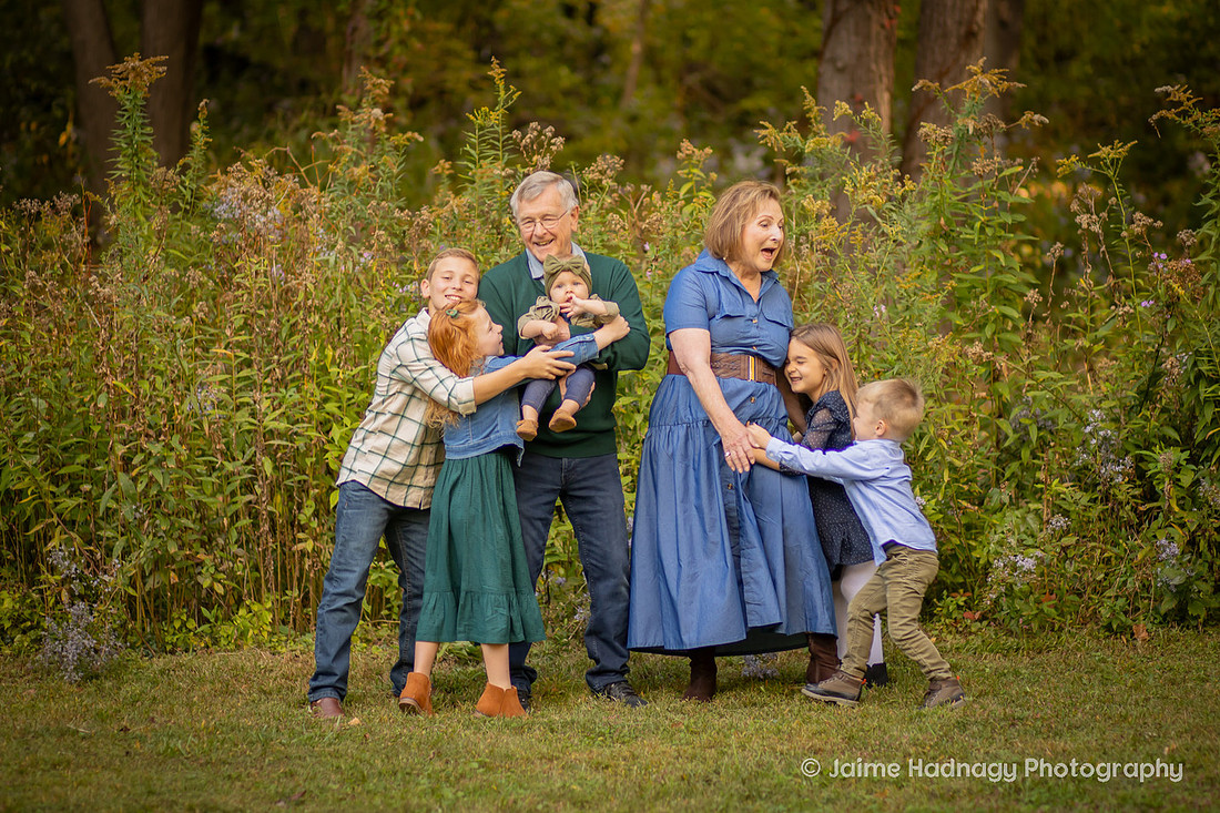 Extended Family Photos at Botanical Gardens in Asheville