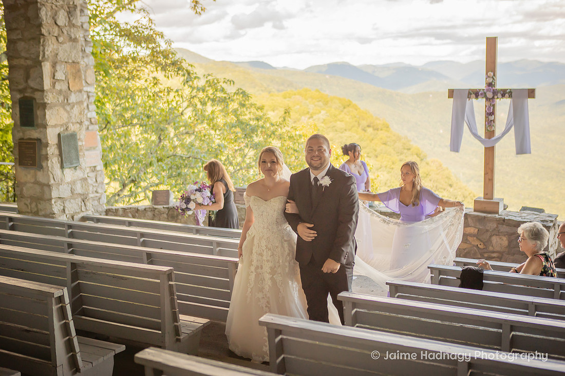 Micro Wedding at Pretty Place Fred Symmes Chapel in the mountains | Asheville Photographer