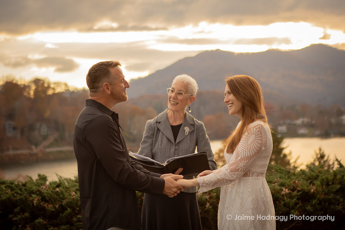 Micro Weddign at Lake Junaluska | Elopement Photography
