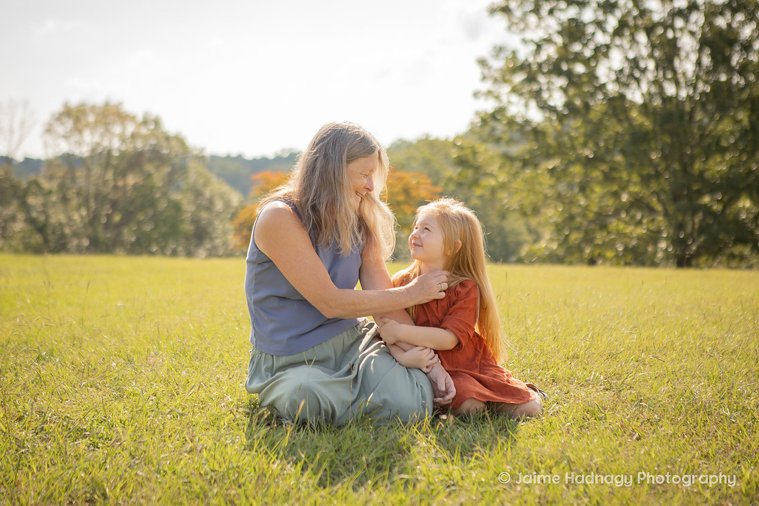 Outdoor Extended Family Portrait | Asheville Photographer