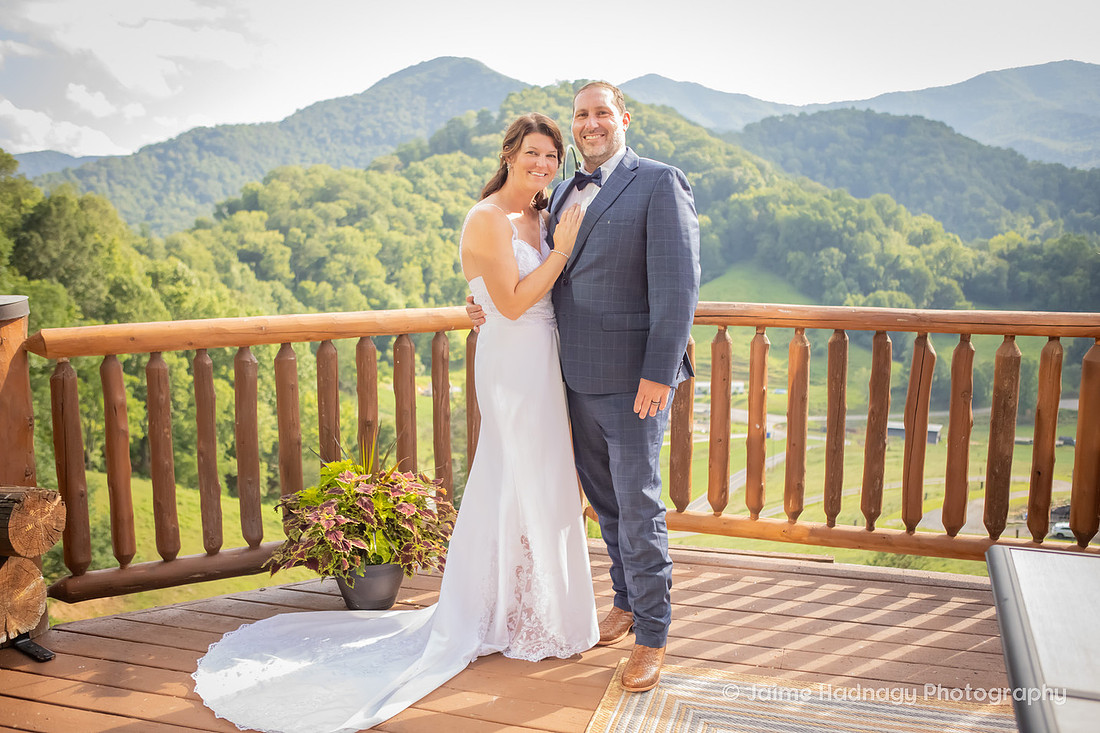 Elopement Photoshoot at Wildberry Lodge in the mountains | Asheville Wedding Photographer