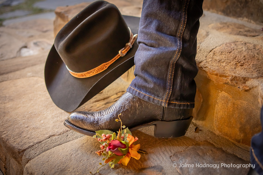 Rustic Wedding in the mountains in the fall | Asheville Wedding Photographer