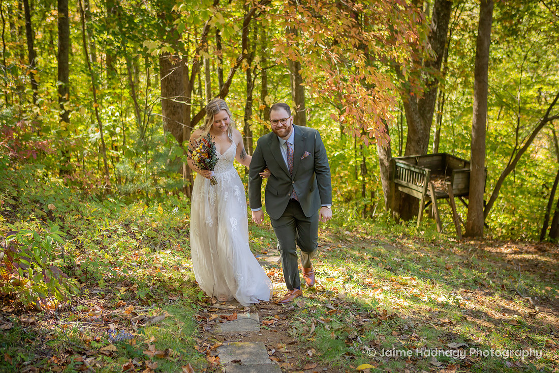 Micro Wedding in WNC mountain Cabin | Asheiville Elopement Photographer