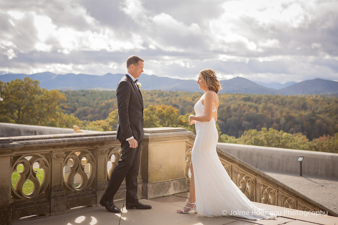 Bride and Groom Photography at the Biltmore Estate in Asheville NC