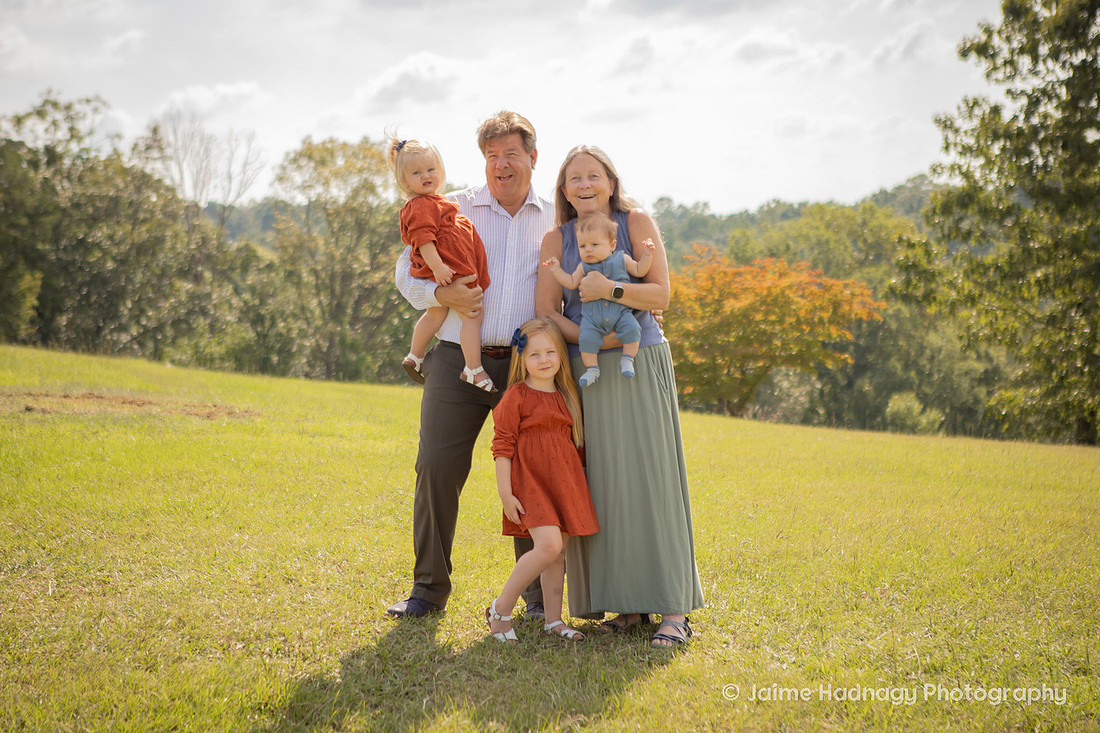 Outdoor Extended Family Portrait | Asheville Photographer