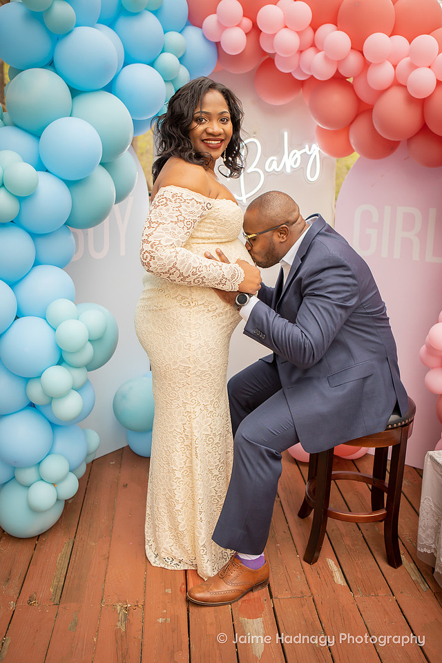 Gender Reveal Photos | Asheville Maternity Photographer