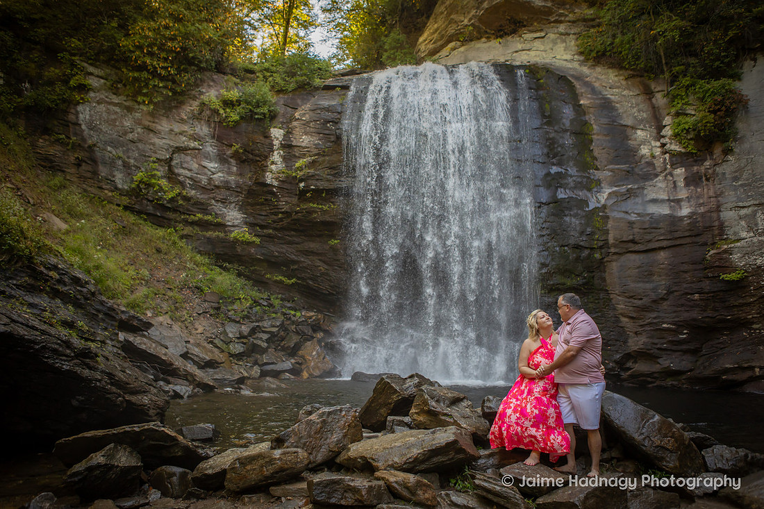 Couples Photos at Looking Glass Falls | red Wedding Dress