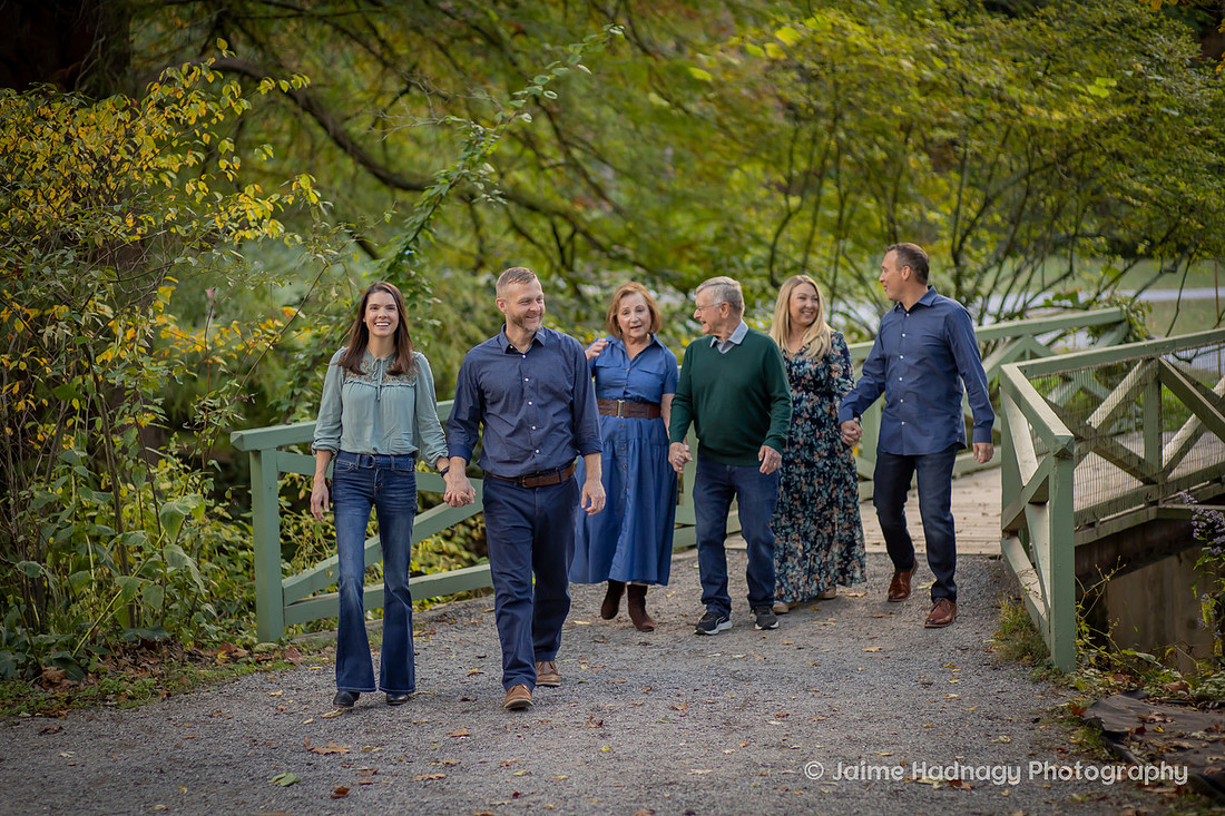 Extended Family Photos at Botanical Gardens in Asheville