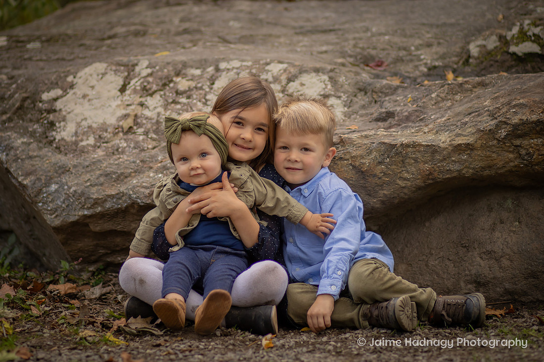 Extended Family Photos at Botanical Gardens in Asheville