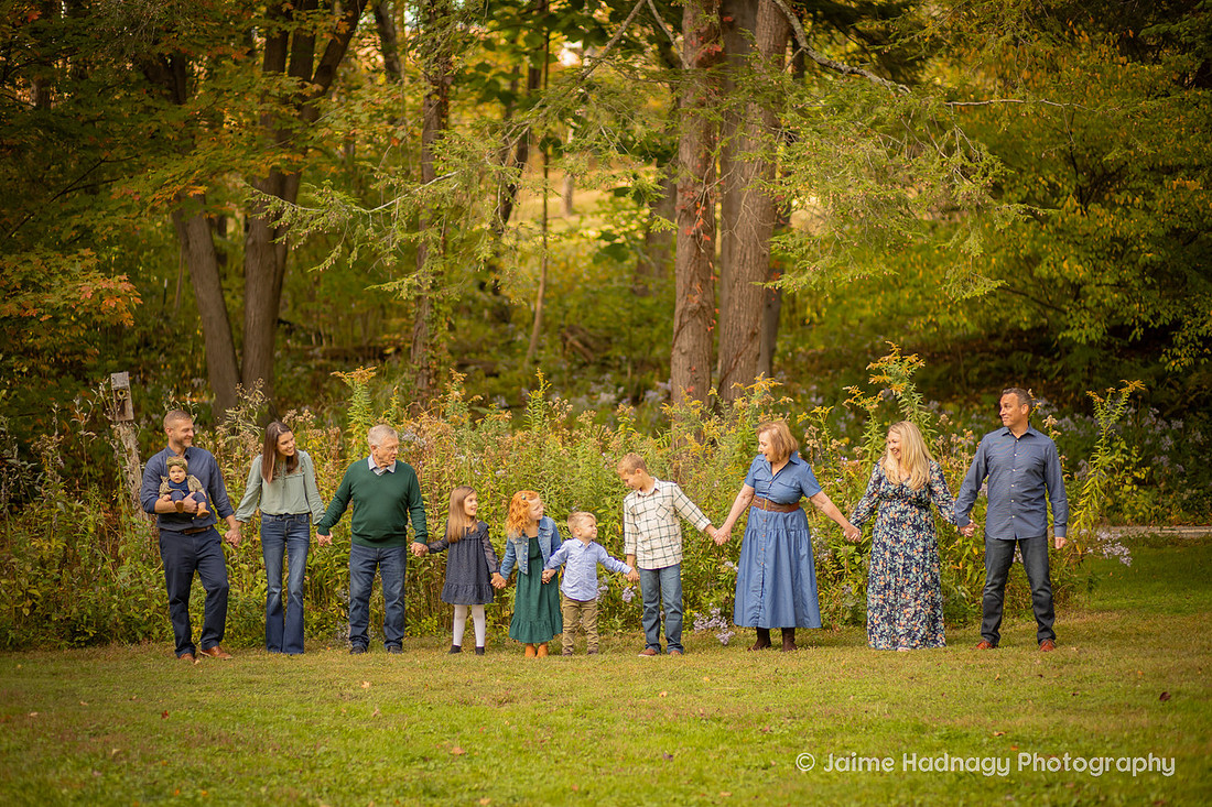 Extended Family Photos at Botanical Gardens in Asheville
