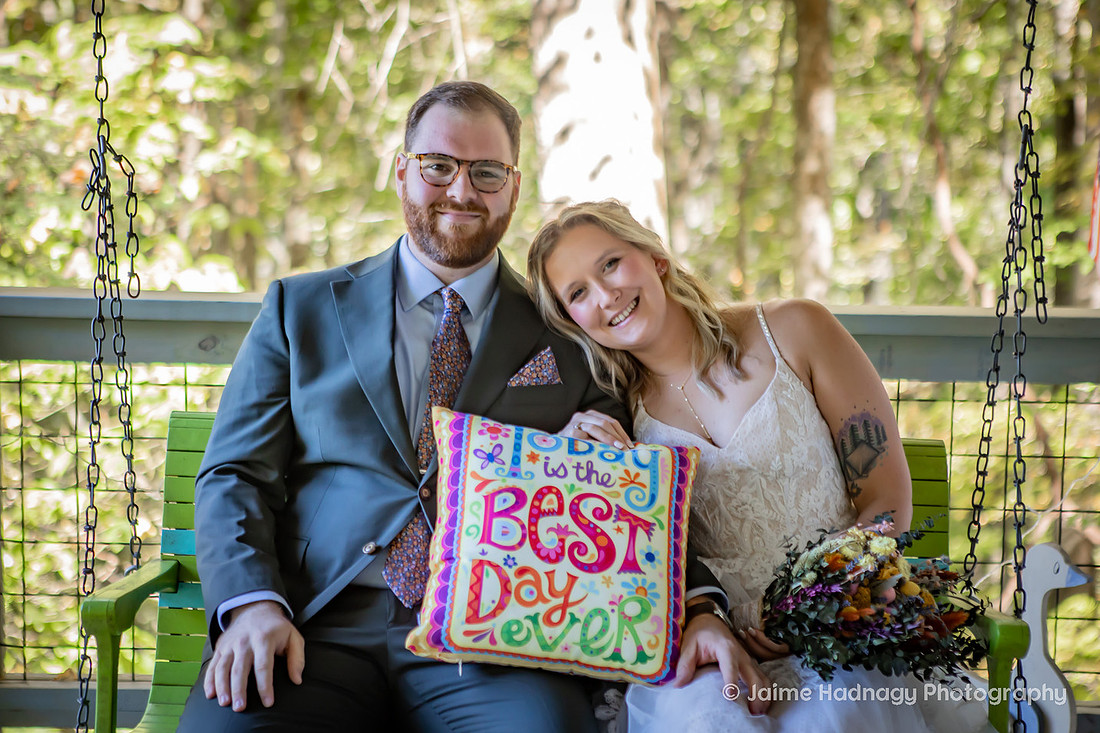 Micro Wedding in WNC mountain Cabin | Asheiville Elopement Photographer