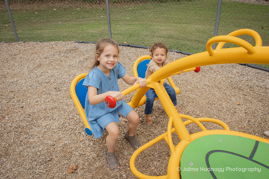 Extended Family Photos in the Park | Asheville Professional Photographer