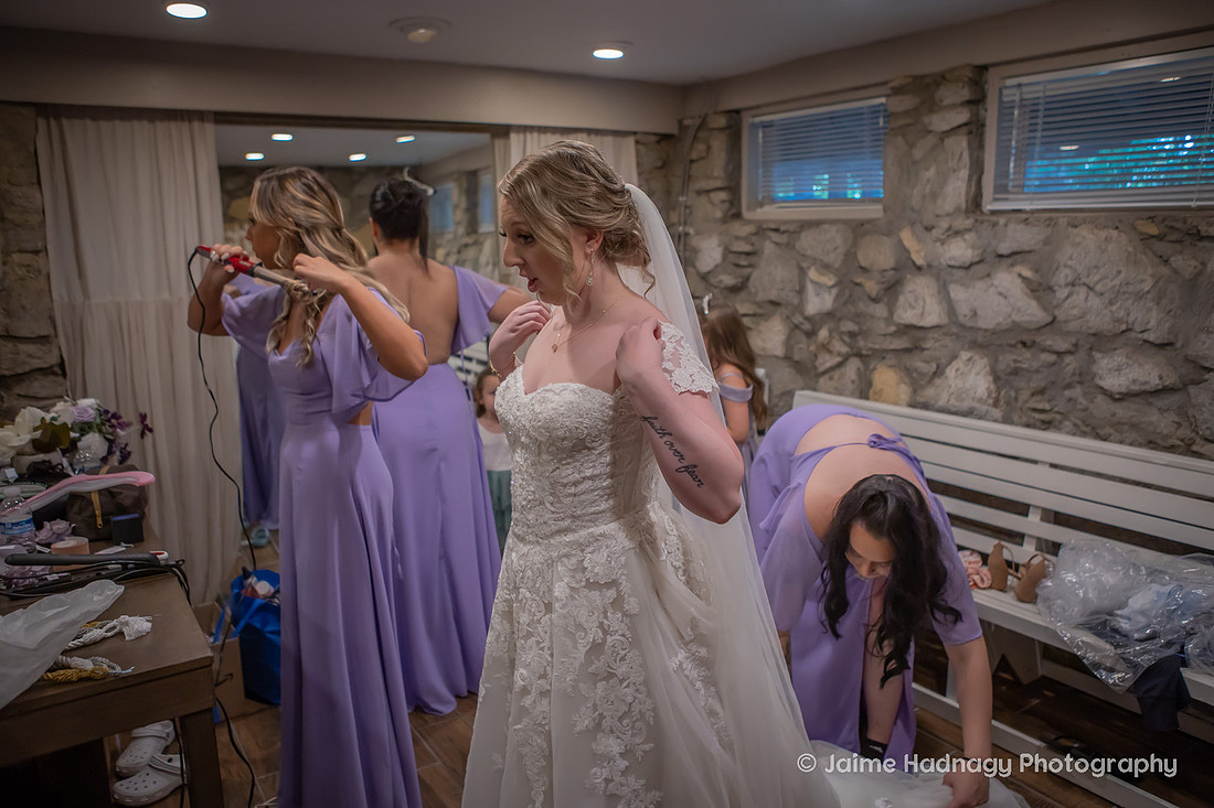 Wedding Getting Ready Photos at Pretty Place in Cleveland SC | Asheville Elopement Photographer
