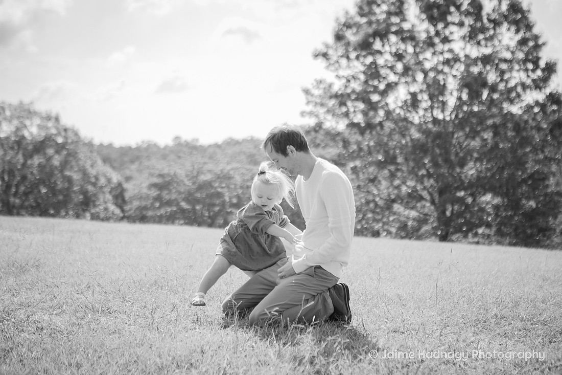 Outdoor Extended Family Portrait | Asheville Photographer