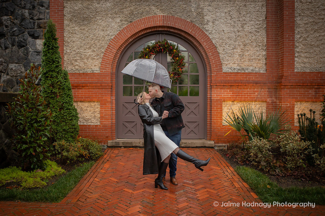 Engagement Session in the Rain | Asheville Photogrpaher