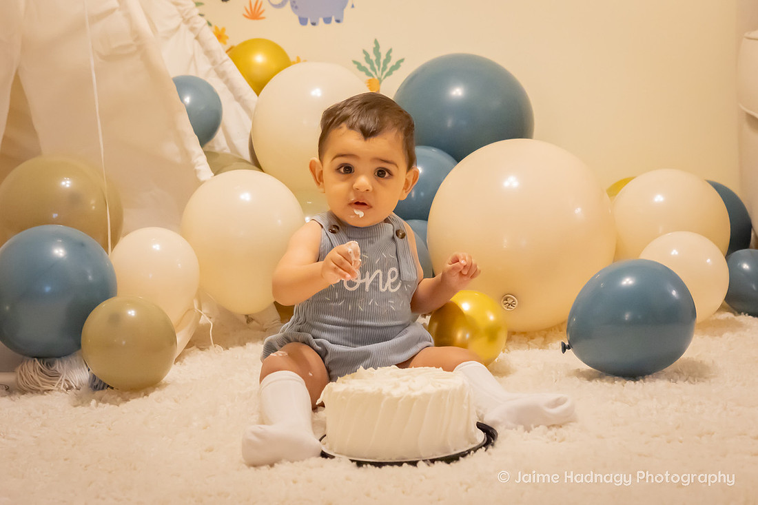 One Year Old Birthday PHotos with Balloons | Asheville Infant Photographer