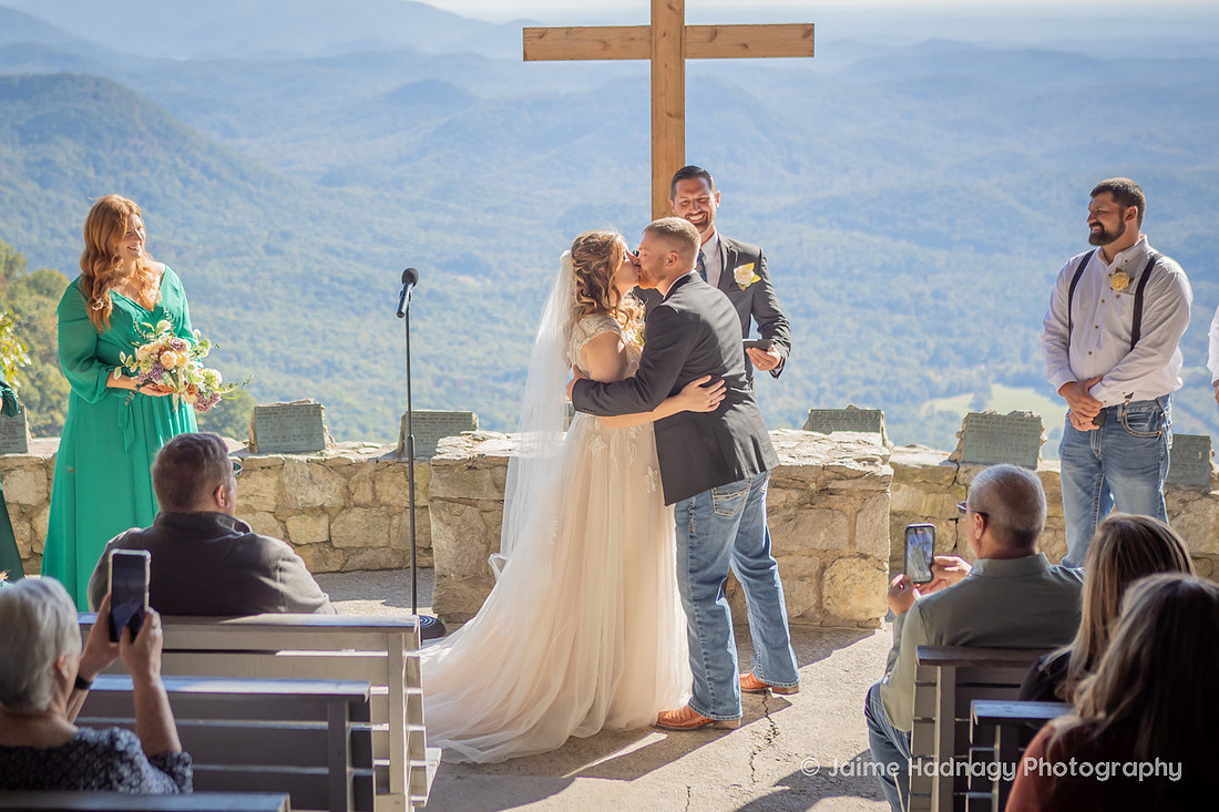 Mountain Wedding at Pretty Place Fred W. Simms Chapel | Asheville Photographer
