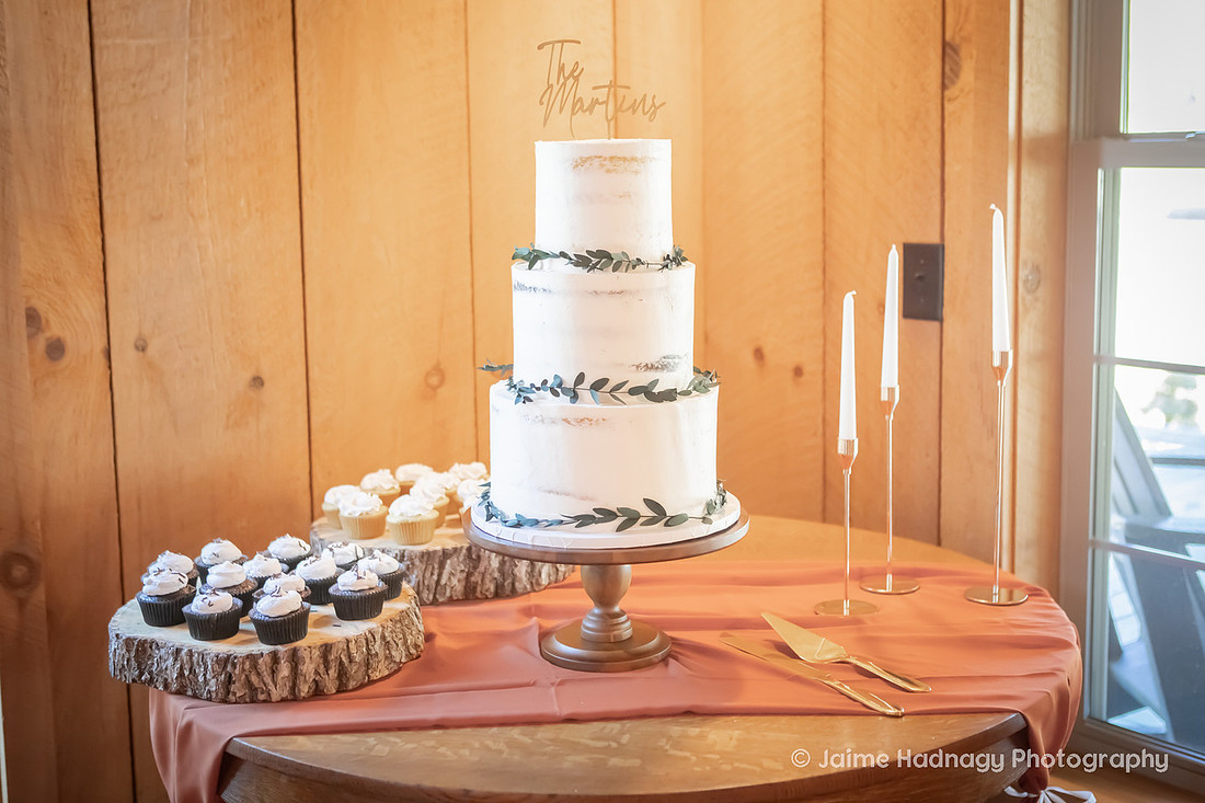 Getting Ready Wedding Photos at the Barn at Tall Oaks Farm | Asheville Photographer
