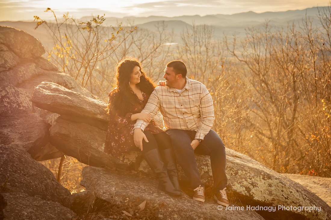Sunset Mountain Engagement Photos | Hendersonville NC Photographer